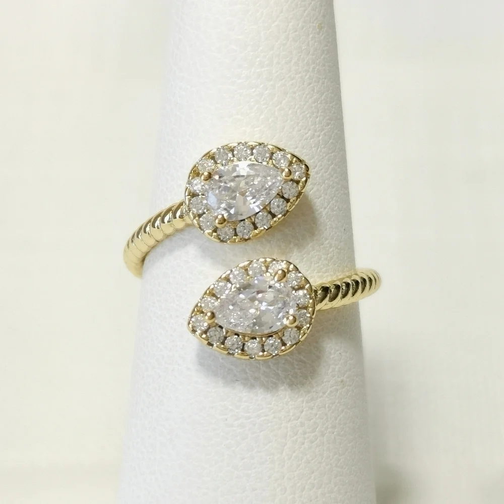 14k Gold teardrop pear cut cz ring Toi et Moi Bypass design size 6 🆕